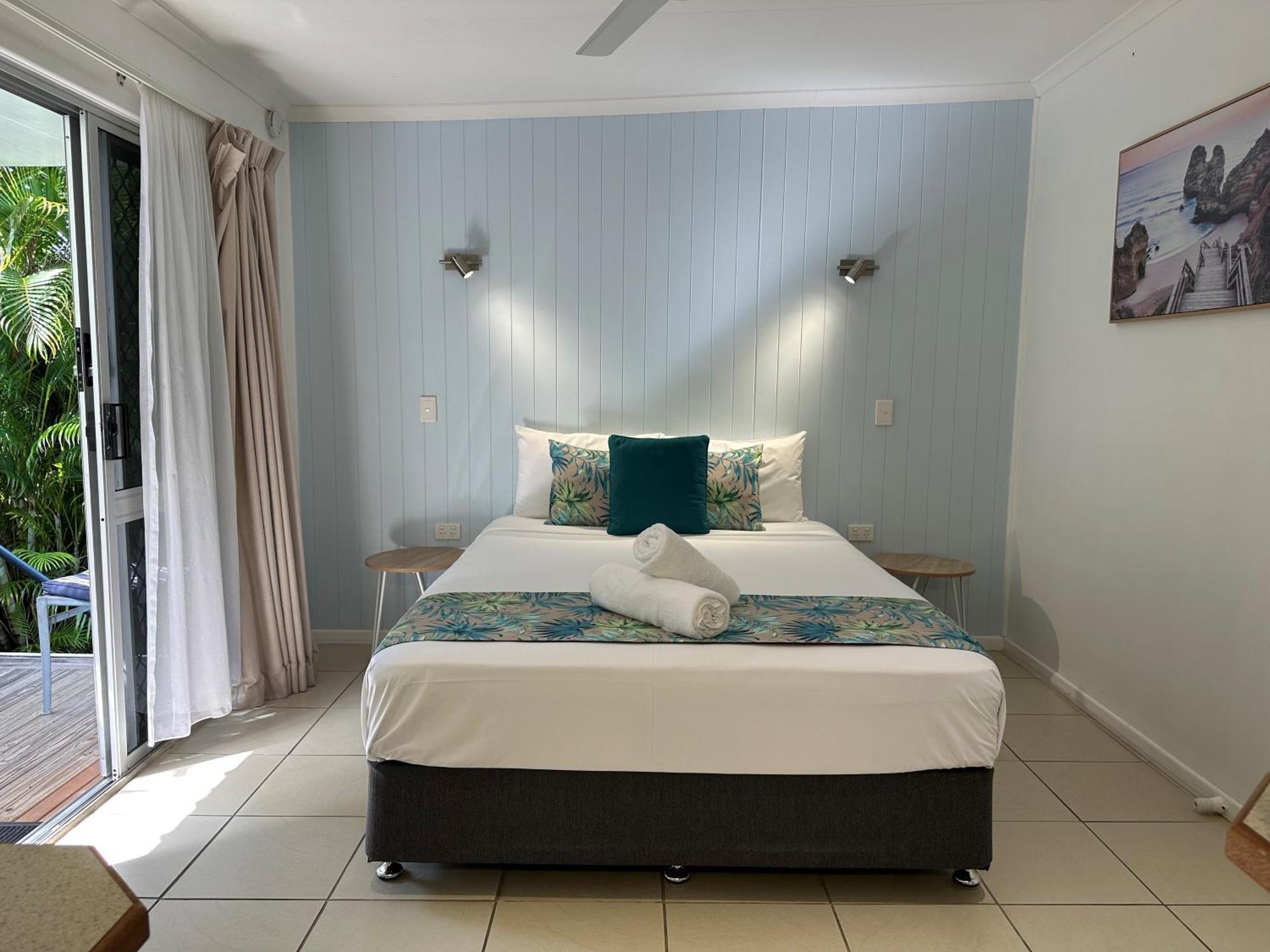 Beachfront 3*