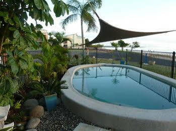 Beachfront 3*